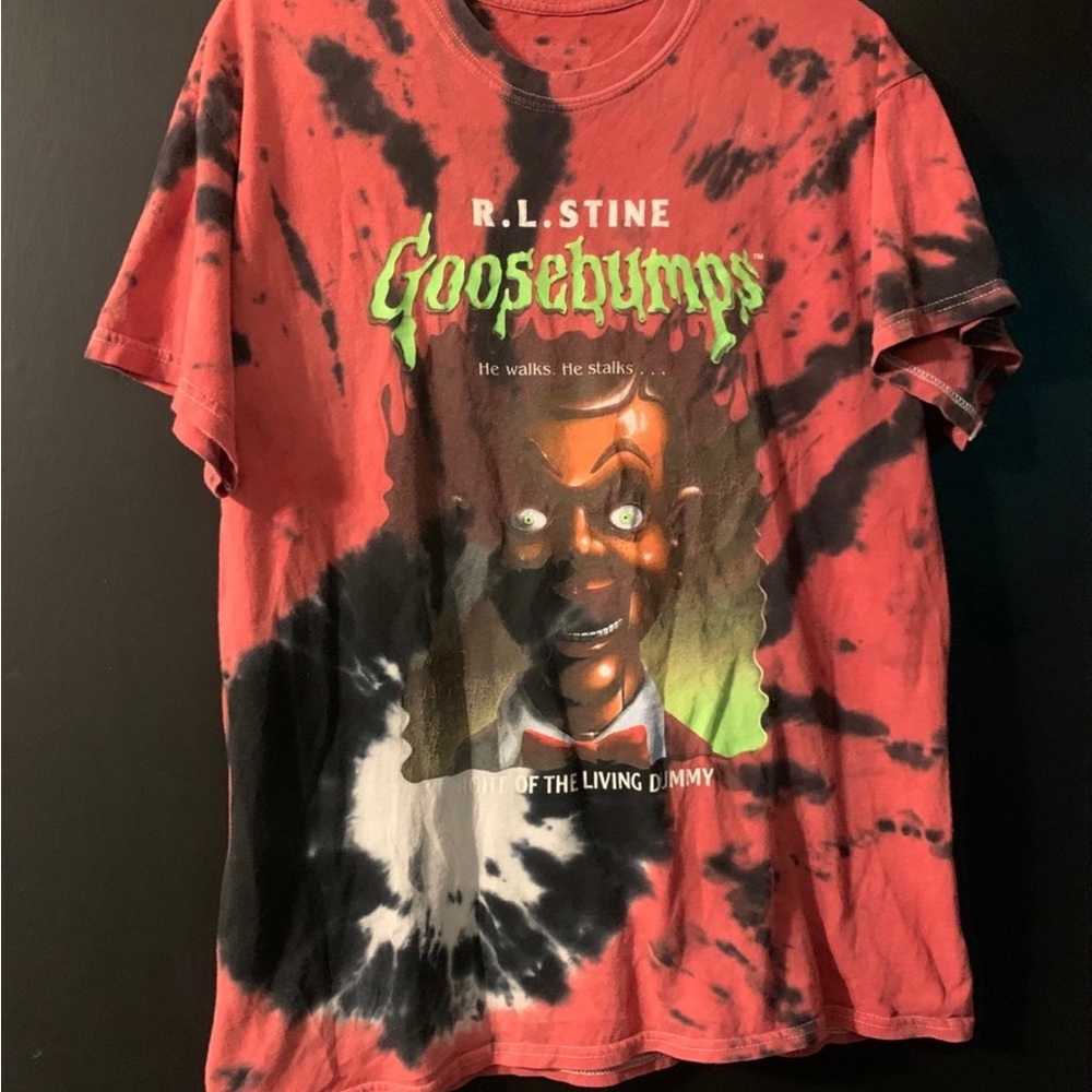 GOOSEBUMPS GRAPHIC TEE